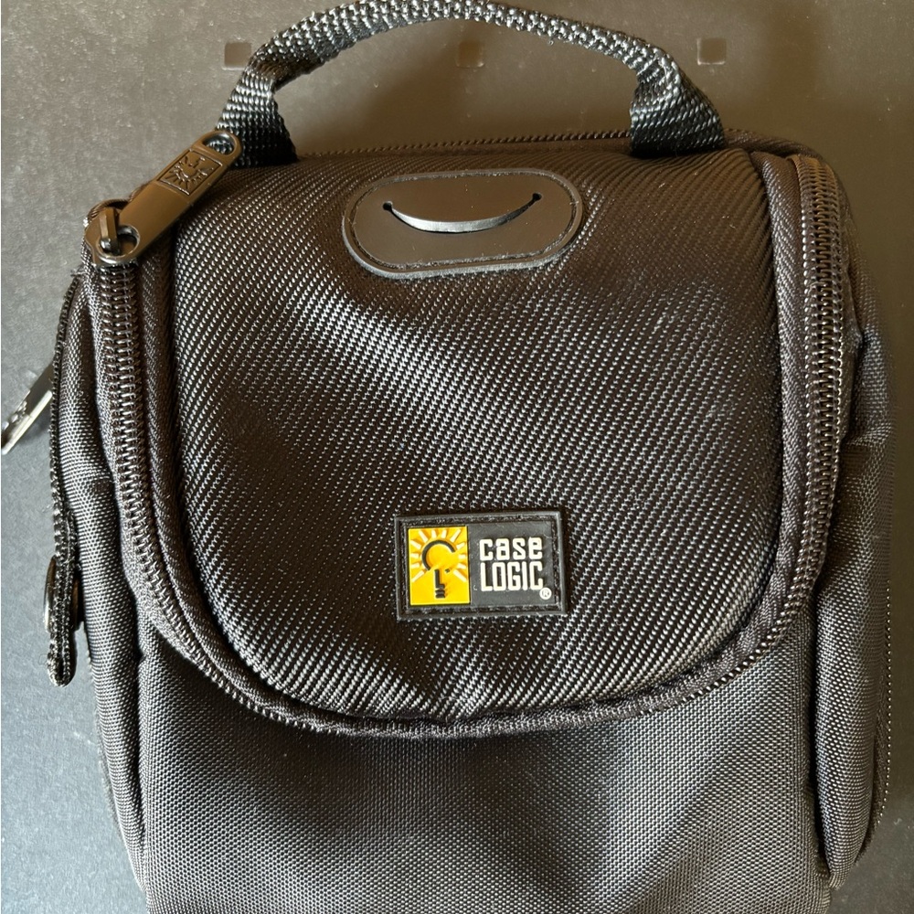 Case Logic Black small electronic and tech travel bag